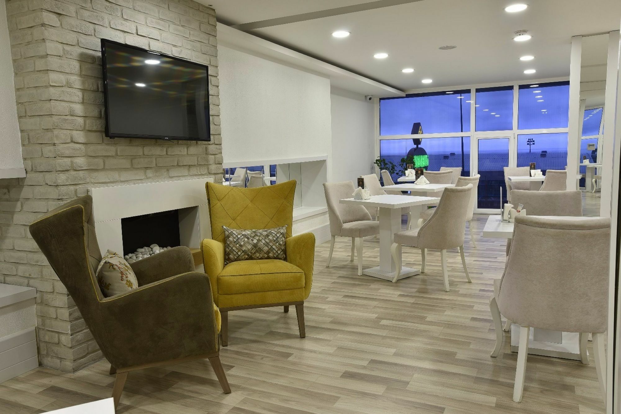 Safari Hotel Trabzon Bagian luar foto